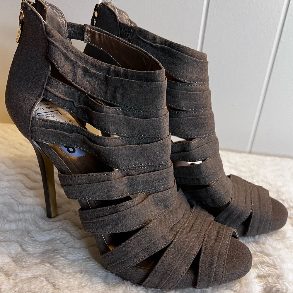 NWT BCBG Faux Suede Strappy Heels, Gray/Green, 8.5